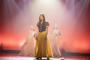 Snow White and the 11½ Dwarfs show photos