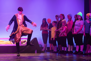 Snow White and the 11½ Dwarfs show photos