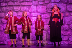 Snow White and the 11½ Dwarfs show photos