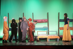 Snow White and the 11½ Dwarfs show photos