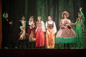 Snow White and the 11½ Dwarfs show photos