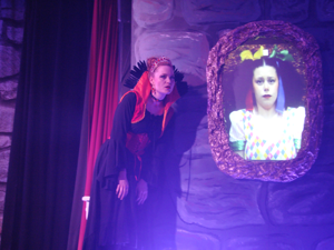 Snow White and the 11½ Dwarfs show photos