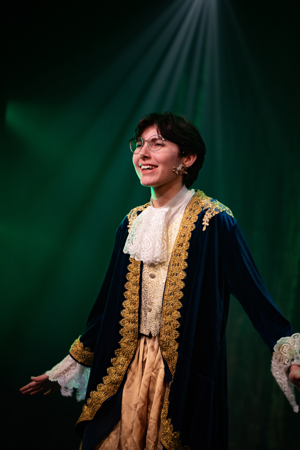 Snow White and the 11½ Dwarfs show photos