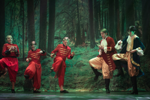 Snow White and the 11½ Dwarfs show photos