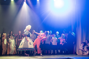 Snow White and the 11½ Dwarfs show photos