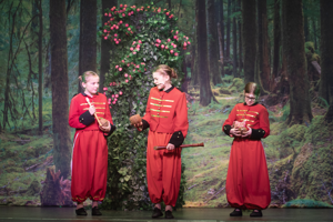 Snow White and the 11½ Dwarfs show photos