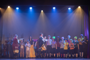 Snow White and the 11½ Dwarfs show photos