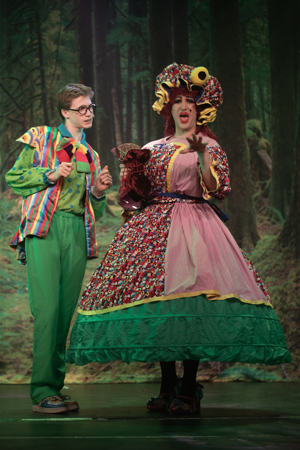 Snow White and the 11½ Dwarfs show photos