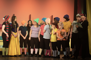 Snow White and the 11½ Dwarfs show photos