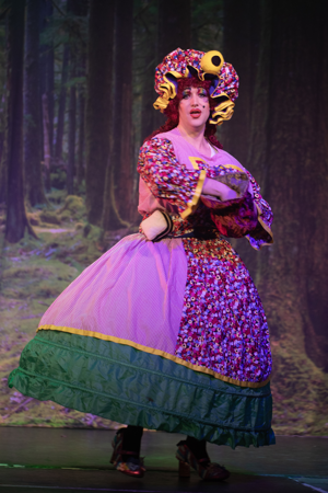 Snow White and the 11½ Dwarfs show photos