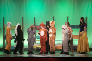 Snow White and the 11½ Dwarfs show photos