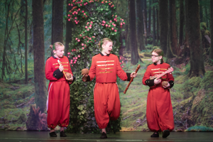 Snow White and the 11½ Dwarfs show photos