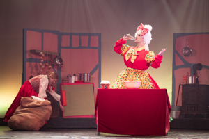 Snow White and the 11½ Dwarfs show photos