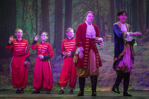Snow White and the 11½ Dwarfs show photos