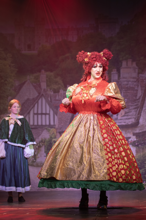 Snow White and the 11½ Dwarfs show photos