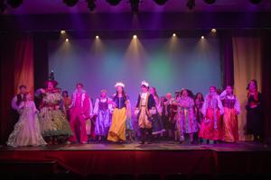 Snow White and the 11½ Dwarfs show photos