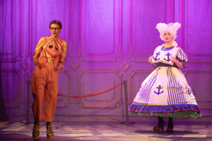 Snow White and the 11½ Dwarfs show photos